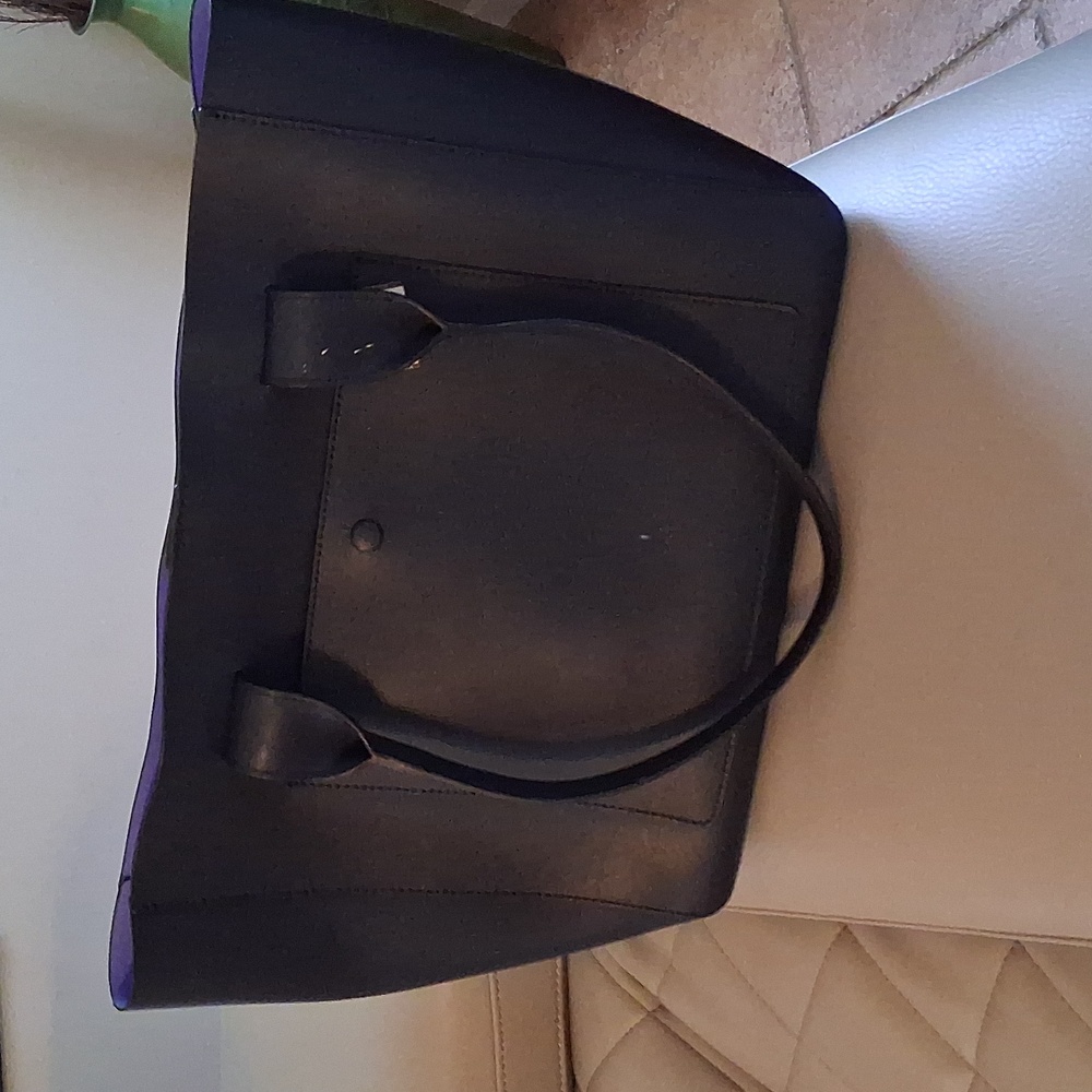 Elegant BANANA REPUBLIC Leather Large Deep NAVY Blue w/Purple Inside Tote Bag!